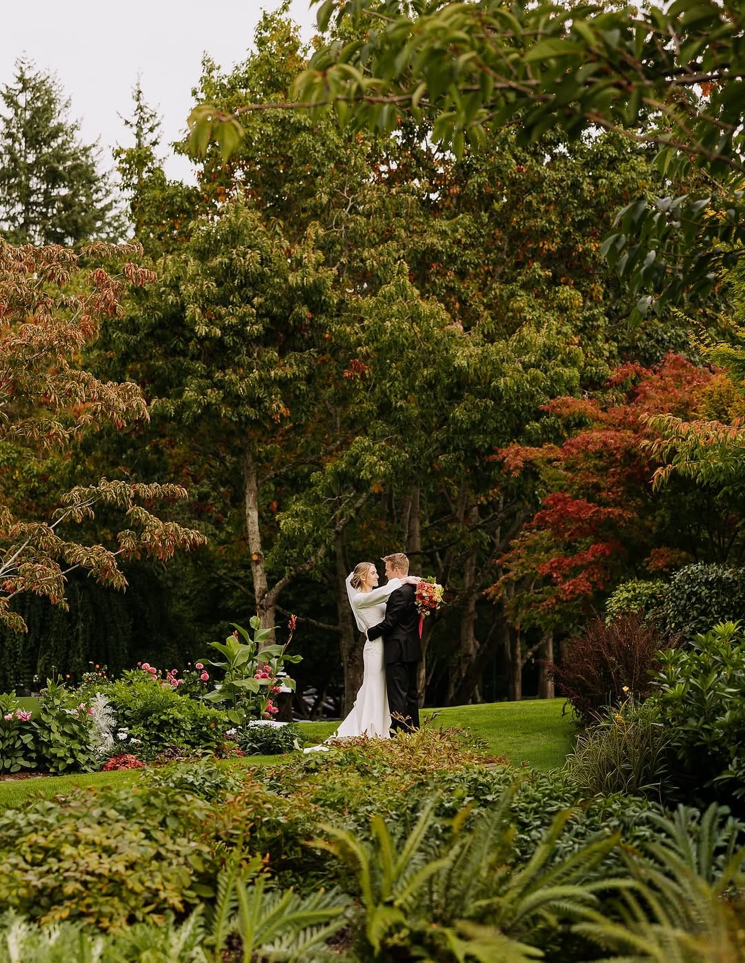 Post 7 by Ally Jones • Utah Wedding Photographer on Instagram (carousel)