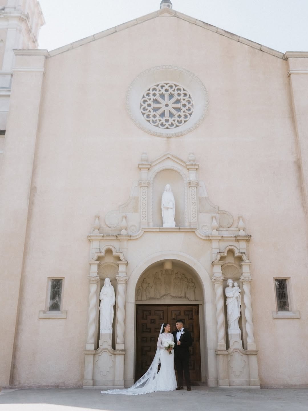 Post 10 by Jenny | Houston Wedding & Lifestyle Photographer on Instagram (image)