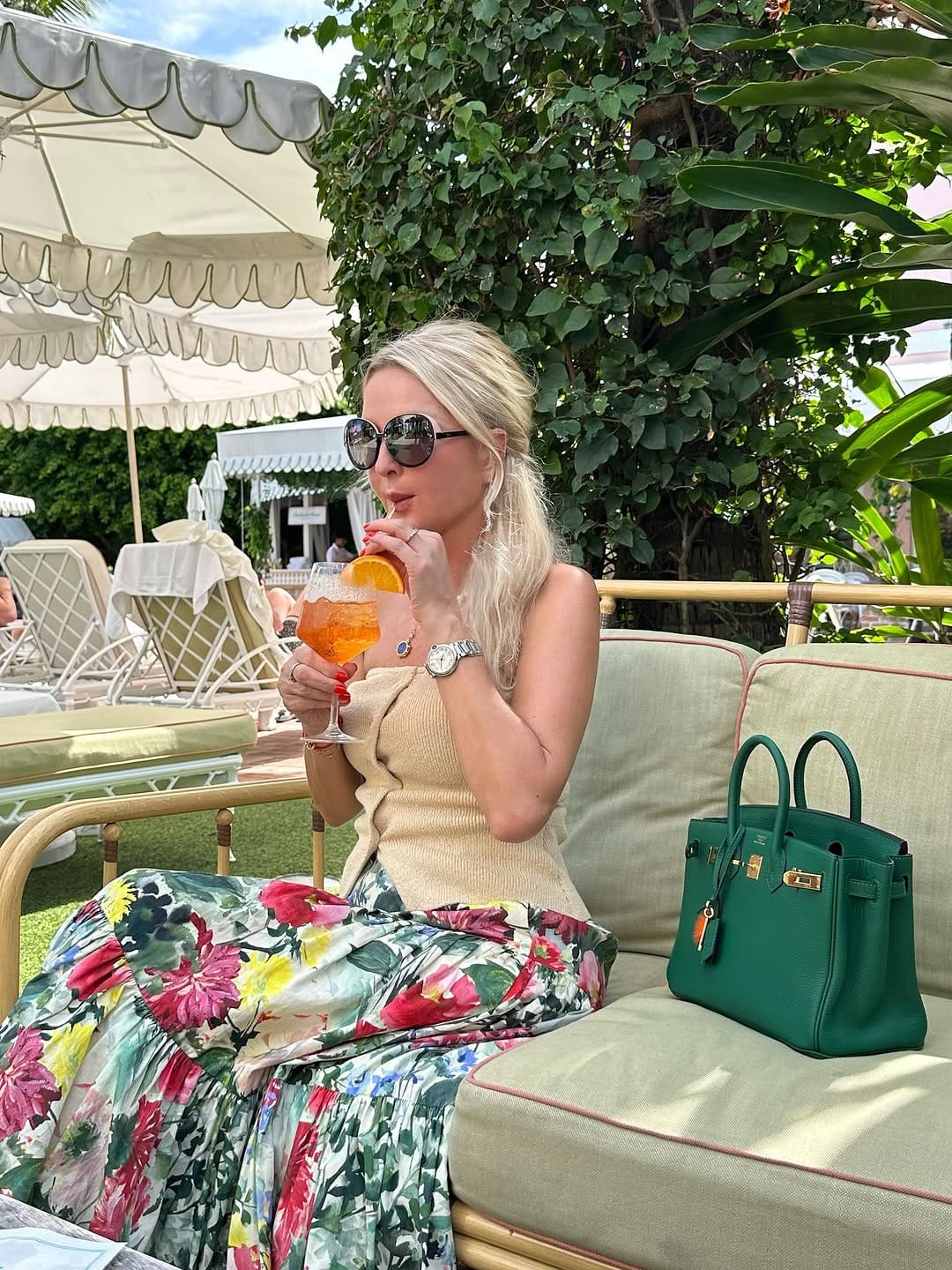 Post 3 by ツLana Garrido | Fashion Lover on Instagram (carousel)