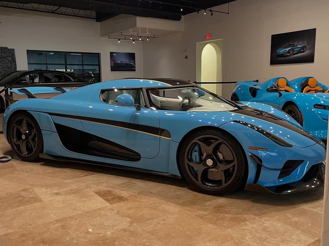 Post 3 by @johnnie_supercars.in.florida on Instagram (carousel)