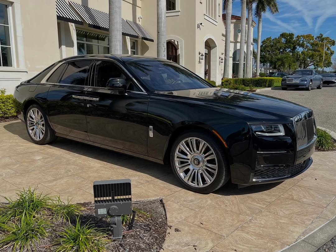 Post 2 by @johnnie_supercars.in.florida on Instagram (carousel)