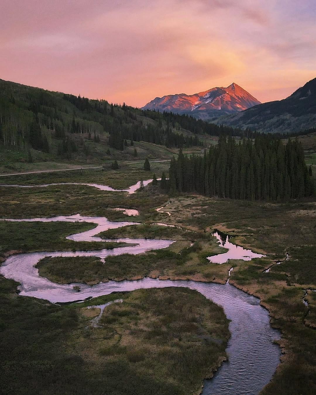Post 5 by Dan Linden on Instagram (image)