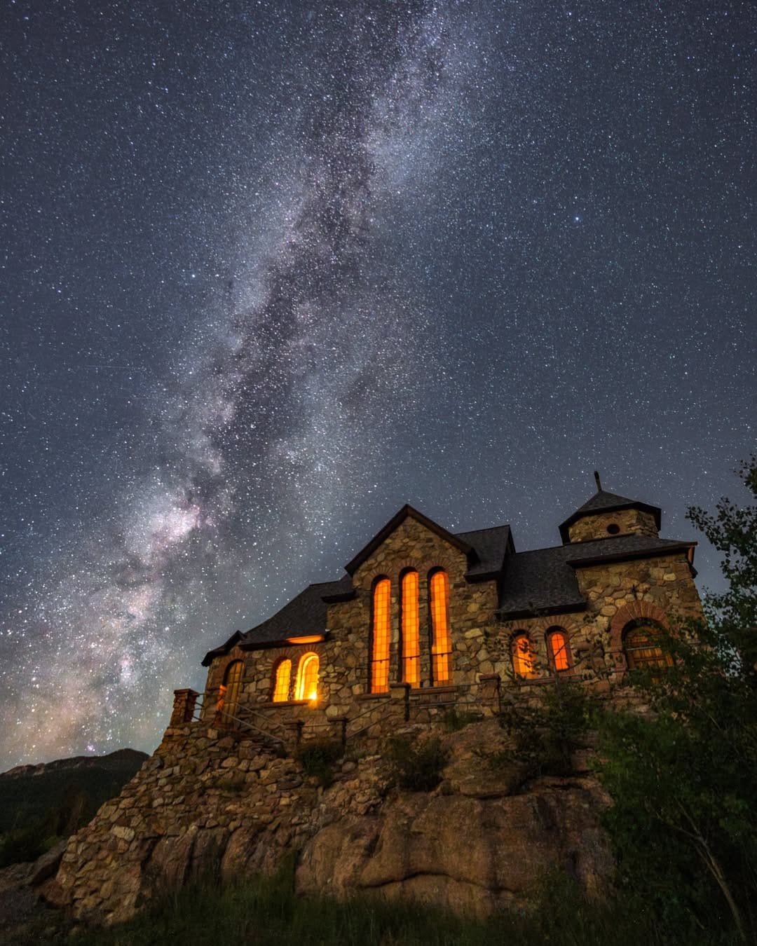 Post 3 by Dan Linden on Instagram (image)