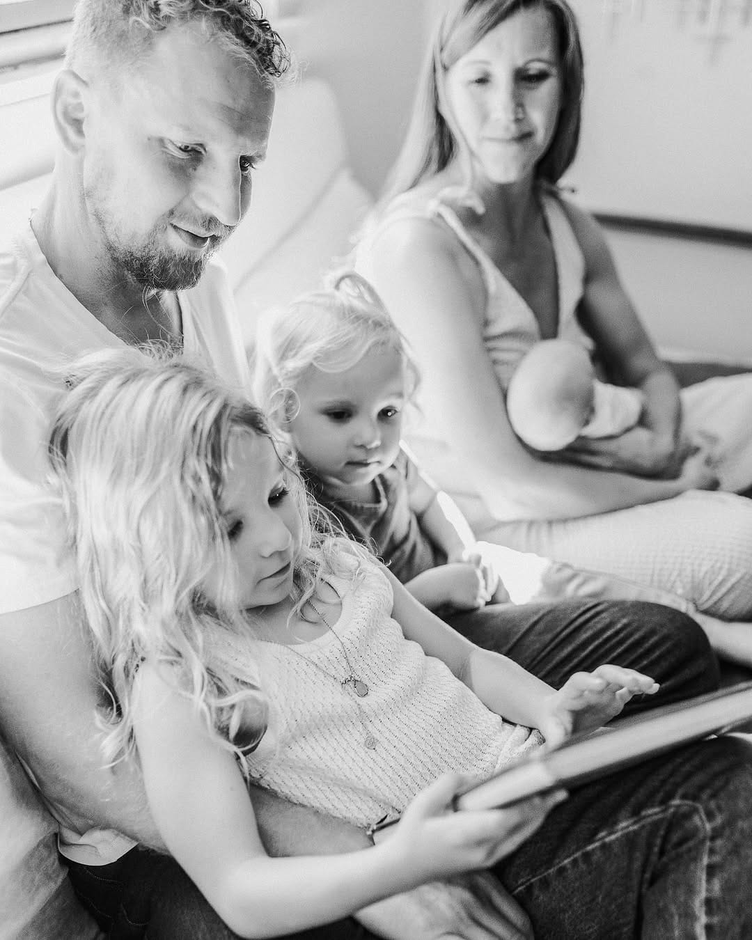 Post 6 by Austin Texas Lifestyle Photographer for Families & Brands on Instagram (carousel)