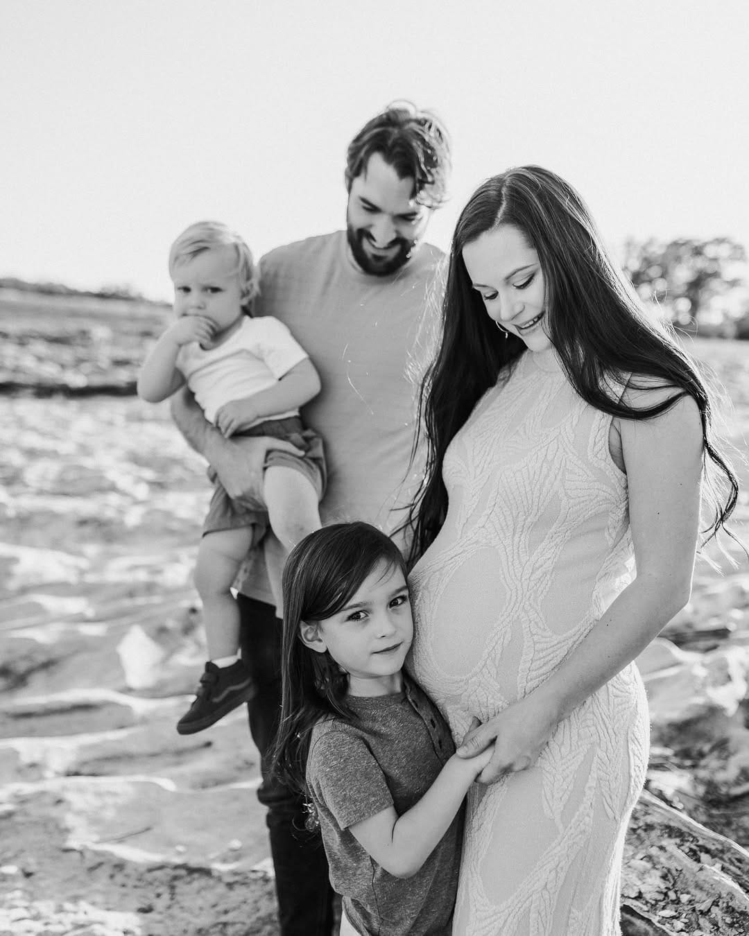 Post 4 by Austin Texas Lifestyle Photographer for Families & Brands on Instagram (carousel)