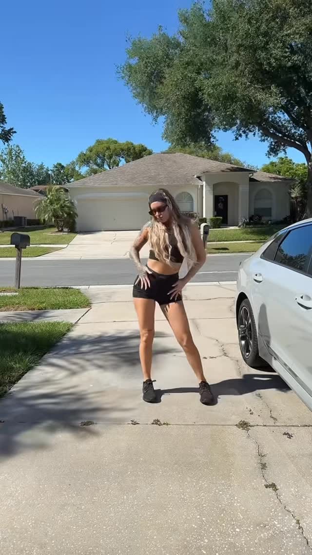 Post 8 by @chelseytwinnn on Instagram (video)