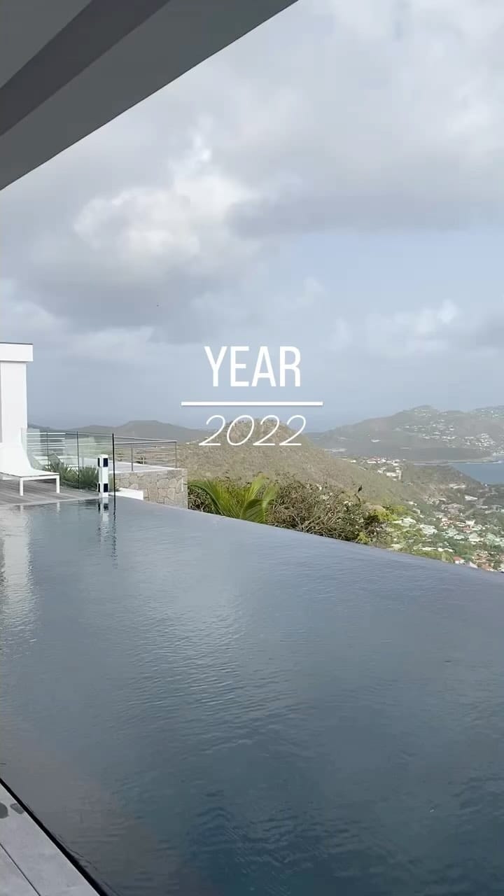 Post 8 by Aysha ✈ on Instagram (video)