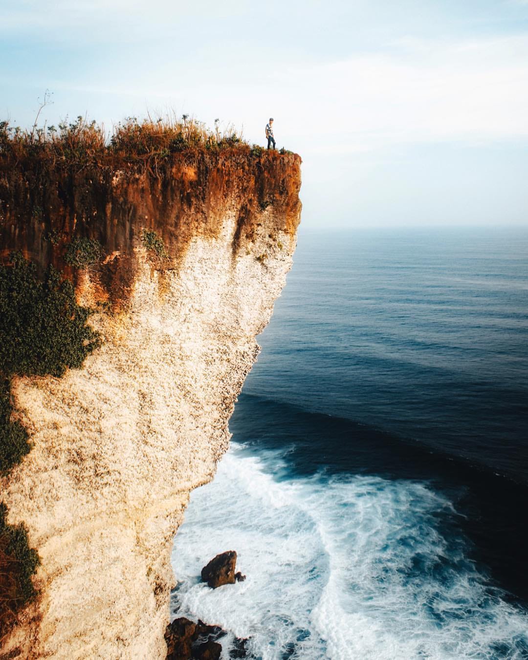 Post 10 by Awi Deskabelly | Indonesian Photographer on Instagram (image)