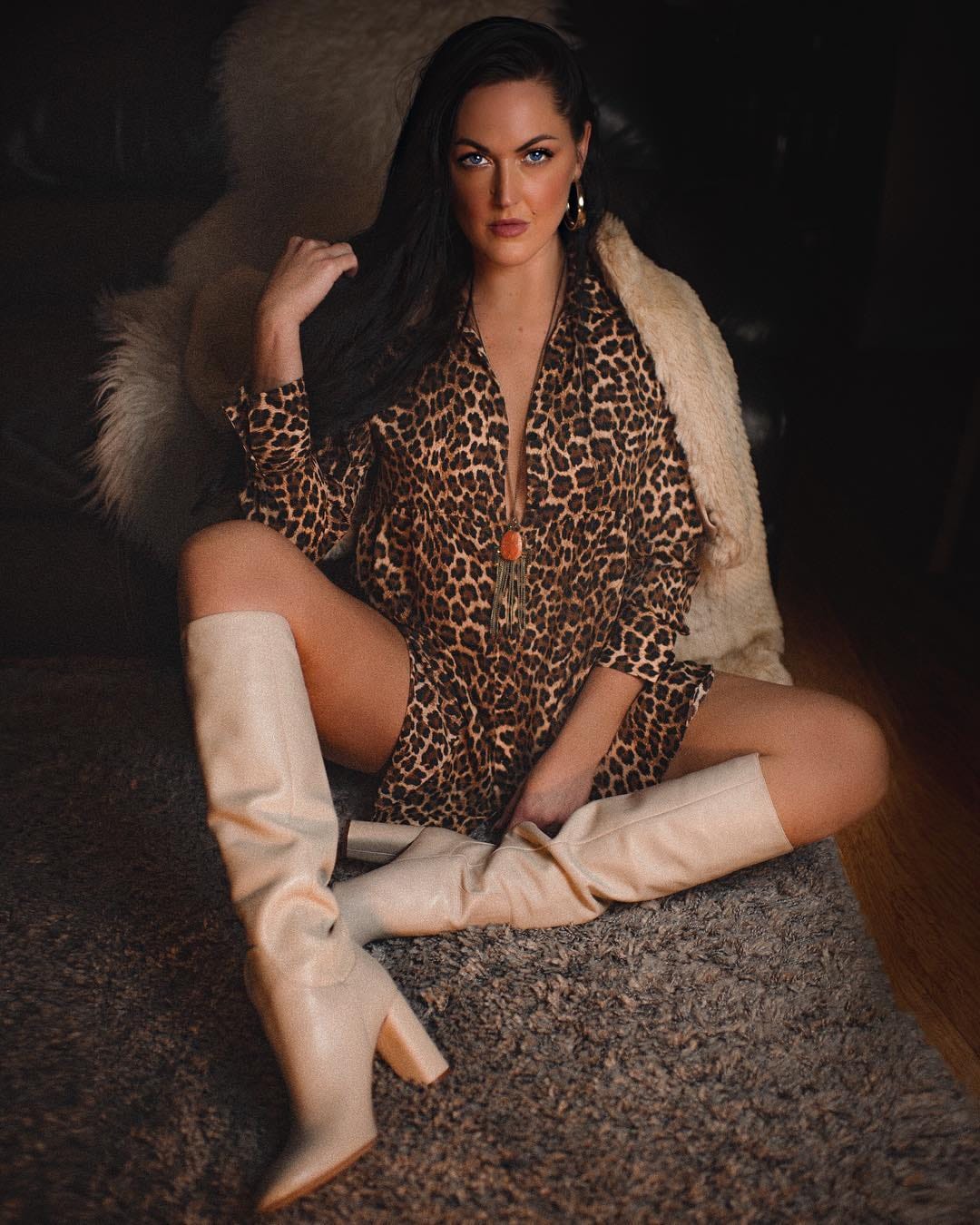 Post 5 by Jessica Alina on Instagram (image)