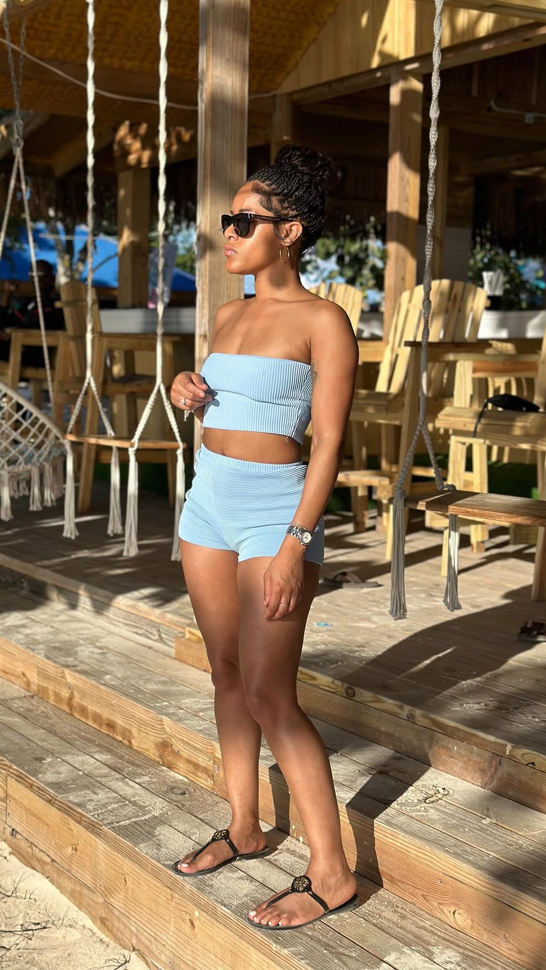 Post 10 by NESHEÉ NIKKIA on Instagram (video)