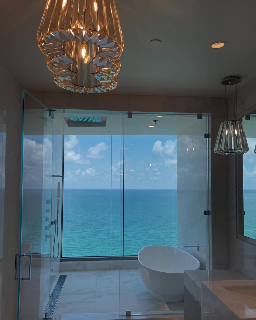 Post 9 by CLAUDIA P l Miami Real Estate💕🏗️ on Instagram (carousel)