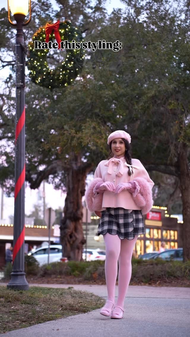 Post 6 by Nandini Chakrabarti | Florida| Dreamy Travel |Fashion on Instagram (video)