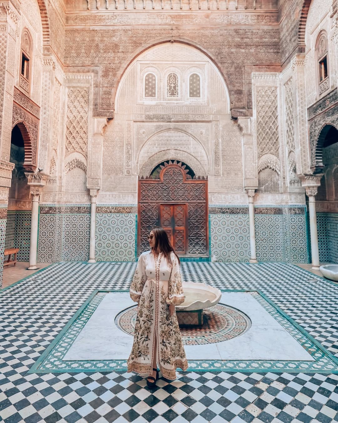 Post 9 by Jasmine l Fashion & Travel on Instagram (carousel)