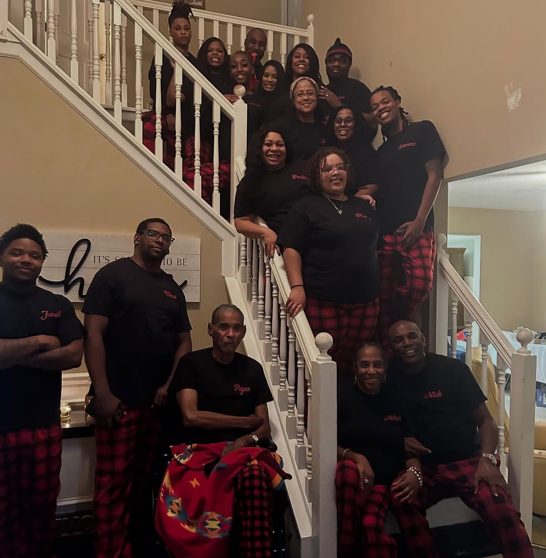 Post 6 by Bernadette Davis on Instagram (image)