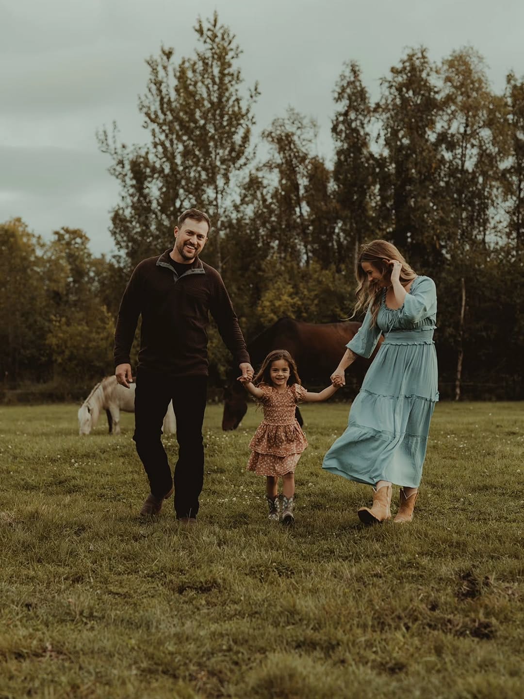 Post 1 by Chelsa | Alaska + Arizona Wedding Photographer on Instagram (carousel)