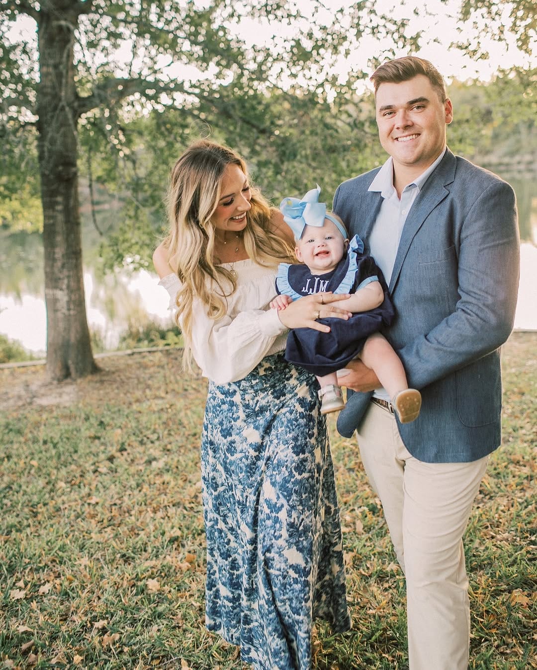 Post 5 by texas wedding photographer on Instagram (carousel)