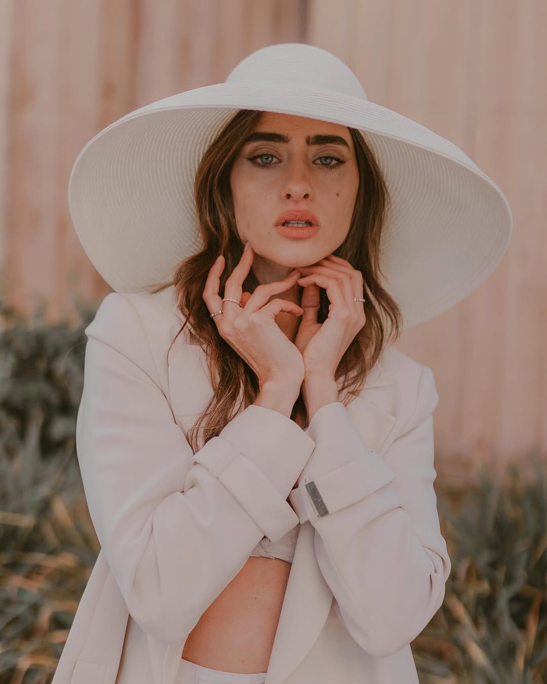 Post 7 by Stella Rose on Instagram (carousel)