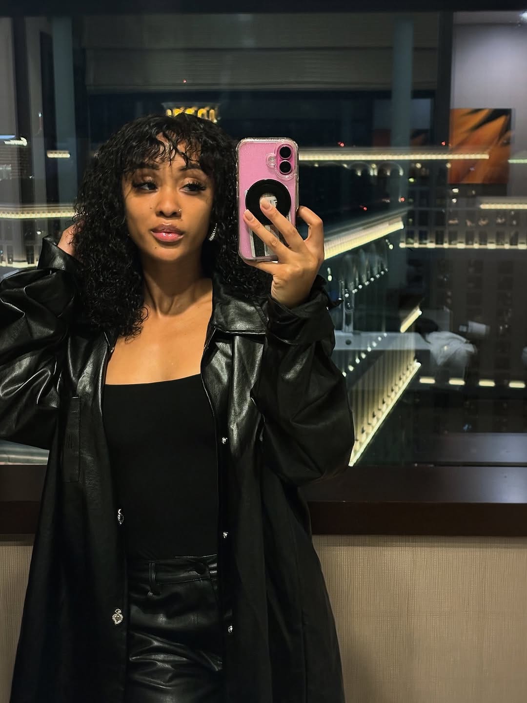 Post 5 by Niyia🧚🏾‍♀️ on Instagram (carousel)