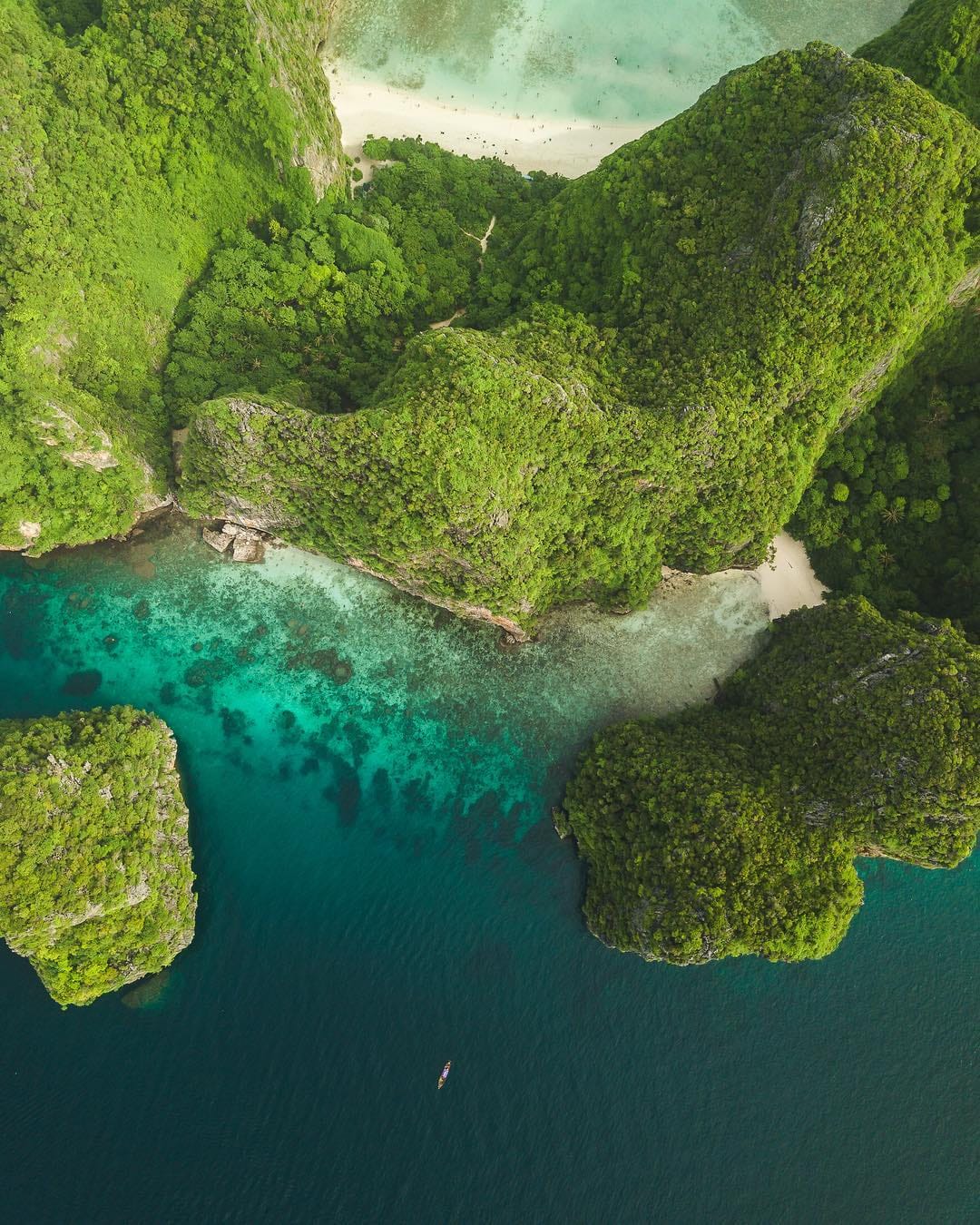 Post 7 by Cliff Wang on Instagram (image)
