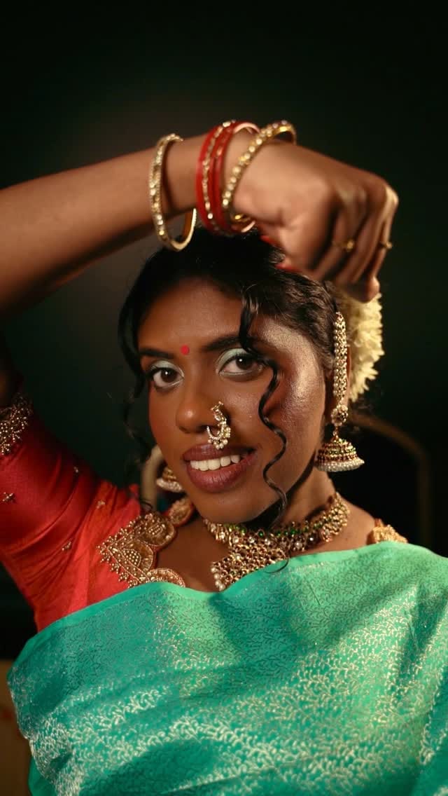 Post 2 by Thushal-Dallas Photographer on Instagram (video)