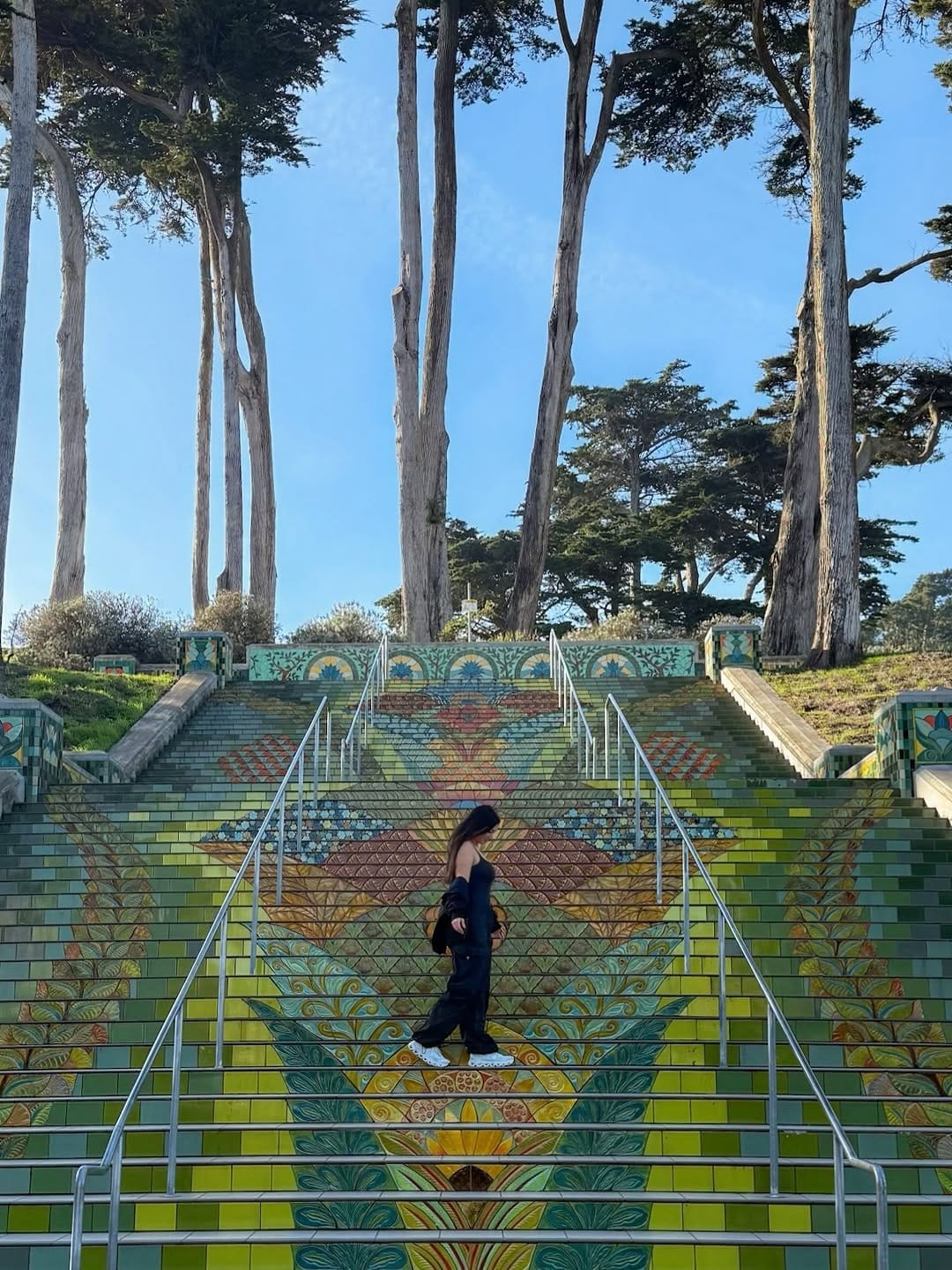 Post 5 by Alicia ↟ Hiking + Travel on Instagram (carousel)