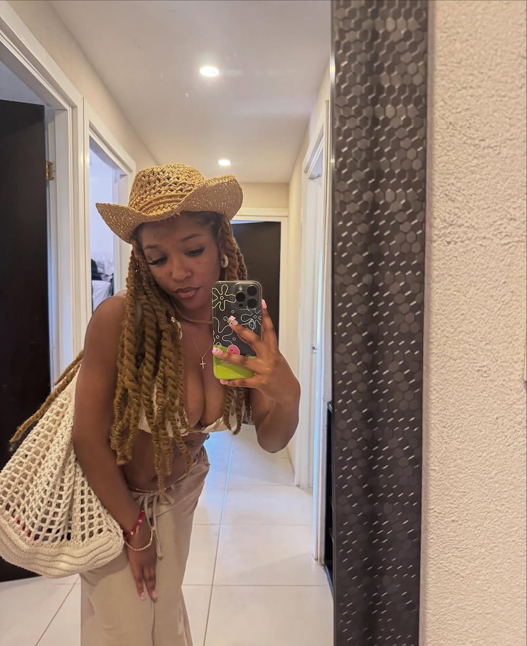 Post 6 by Alaina 🧚🏾 on Instagram (carousel)