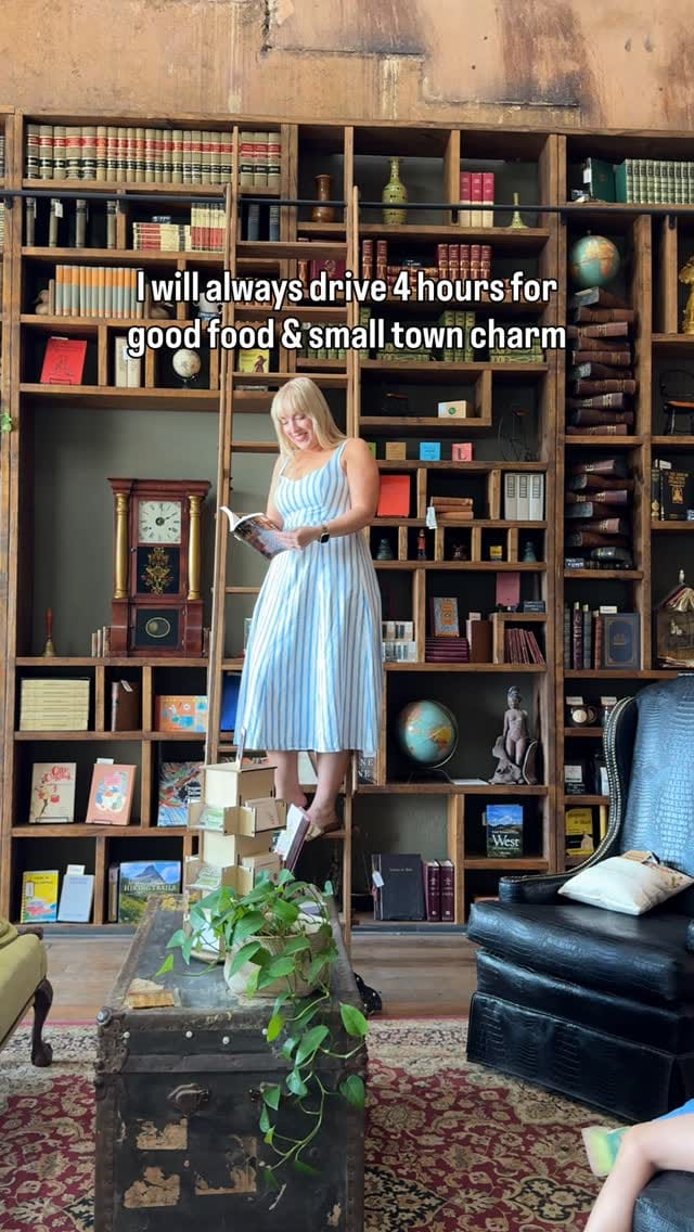 Post 4 by Sarah | Texan with a Travel Itch on Instagram (video)