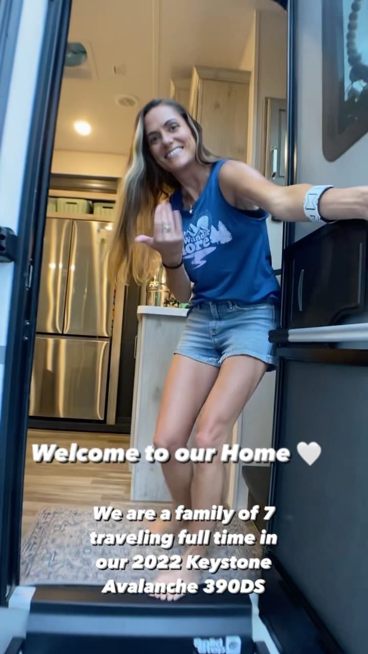 Post 9 by Andrea & Tab | Traveling Adventure Family on Instagram (video)