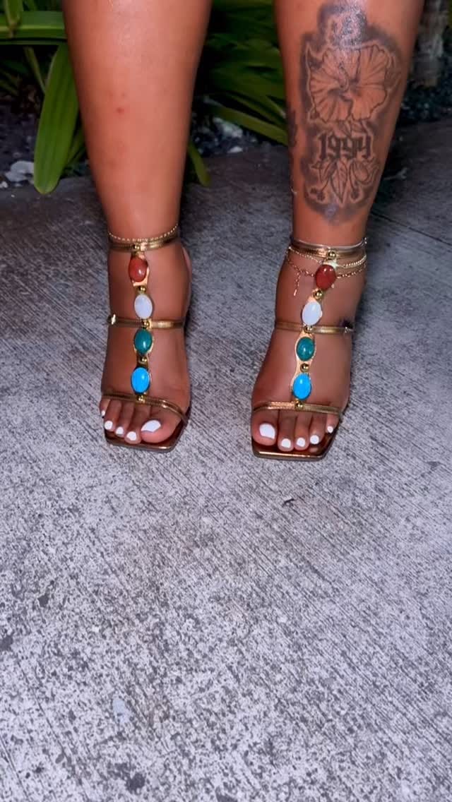 Post 3 by Rebecca 🇭🇹 on Instagram (video)