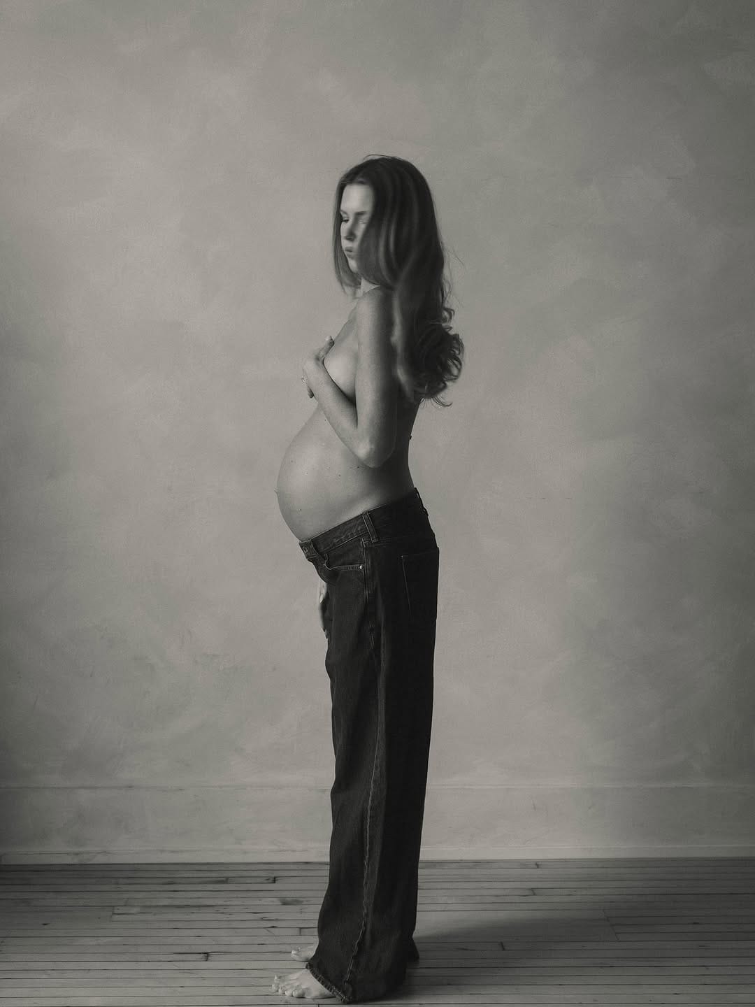Post 7 by Chicago portrait & fashion photographer  📸 on Instagram (carousel)