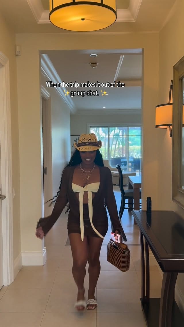 Post 7 by Ava Chadè on Instagram (video)