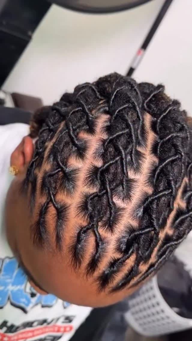 Post 2 by Kiawanna Moore 🌳👑 on Instagram (video)