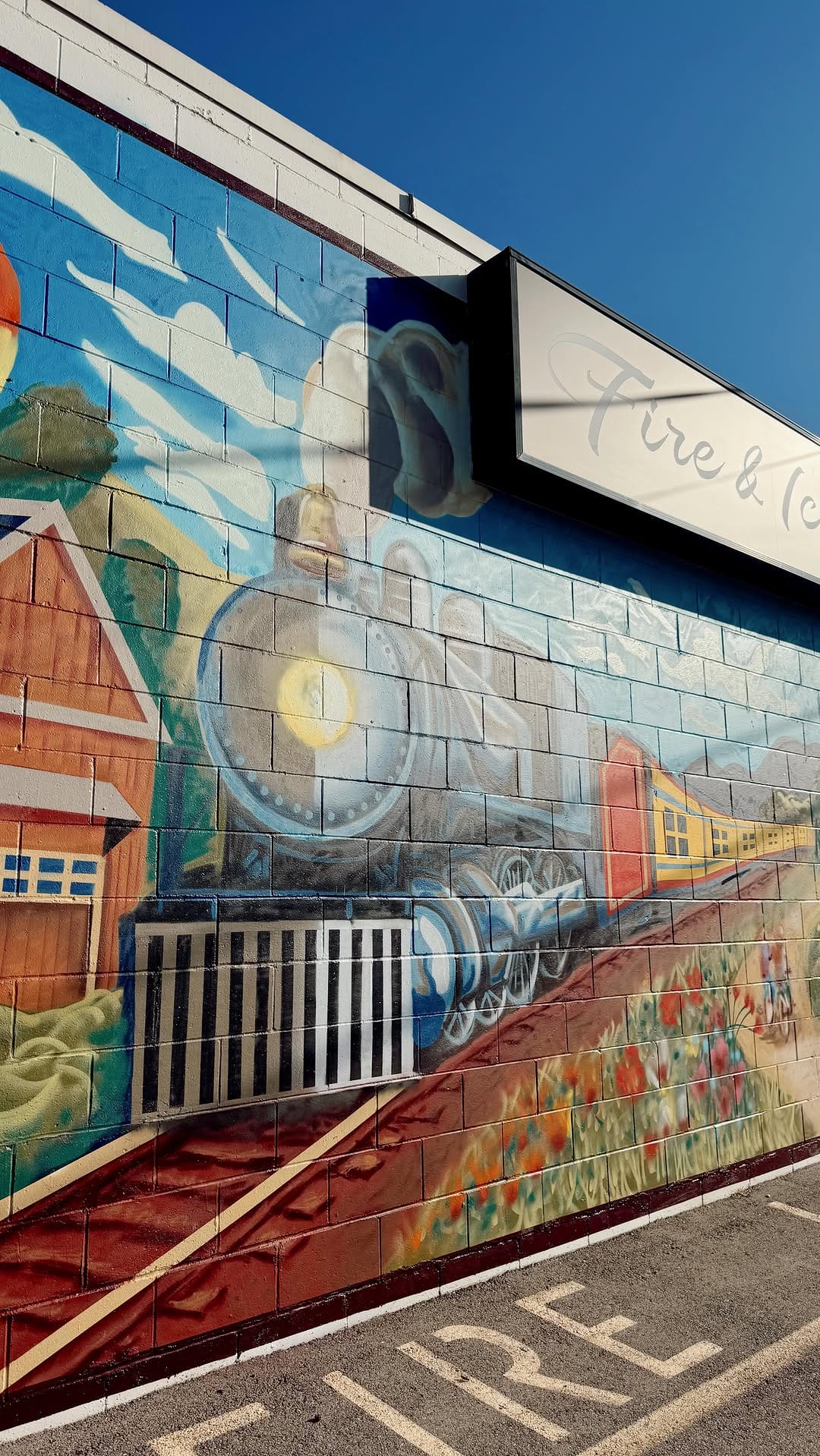 Post 5 by Sondra Robison | Indy Food + Fun on Instagram (video)