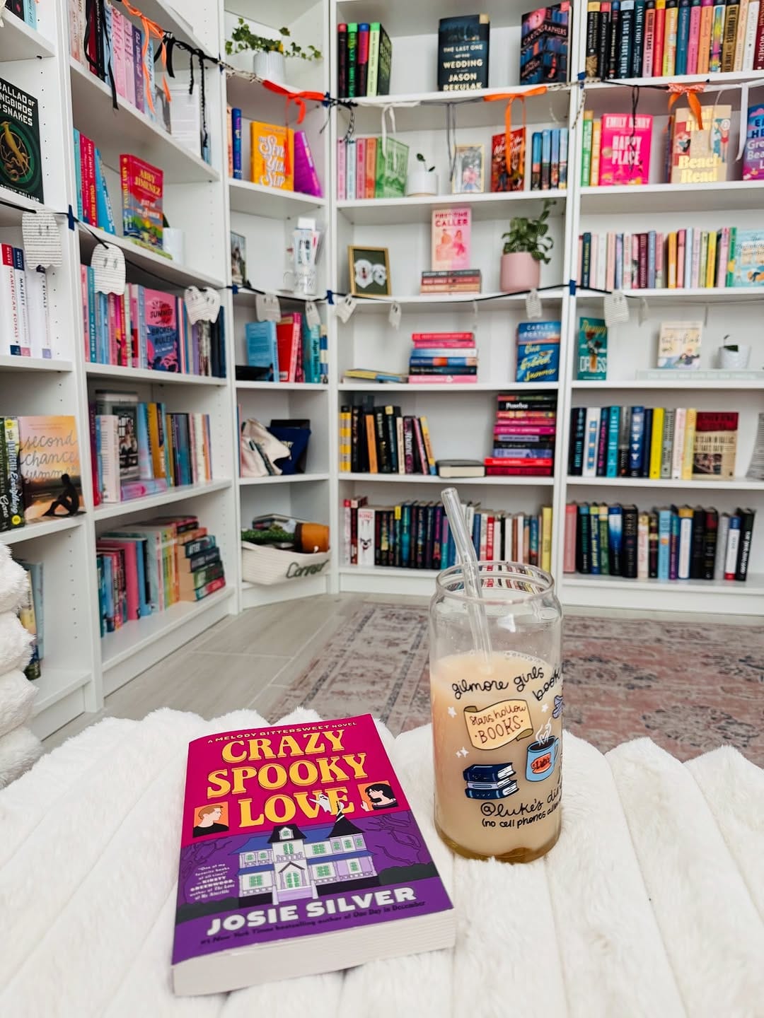Post 4 by Shannon Grace (bookishshan) on Instagram (image)