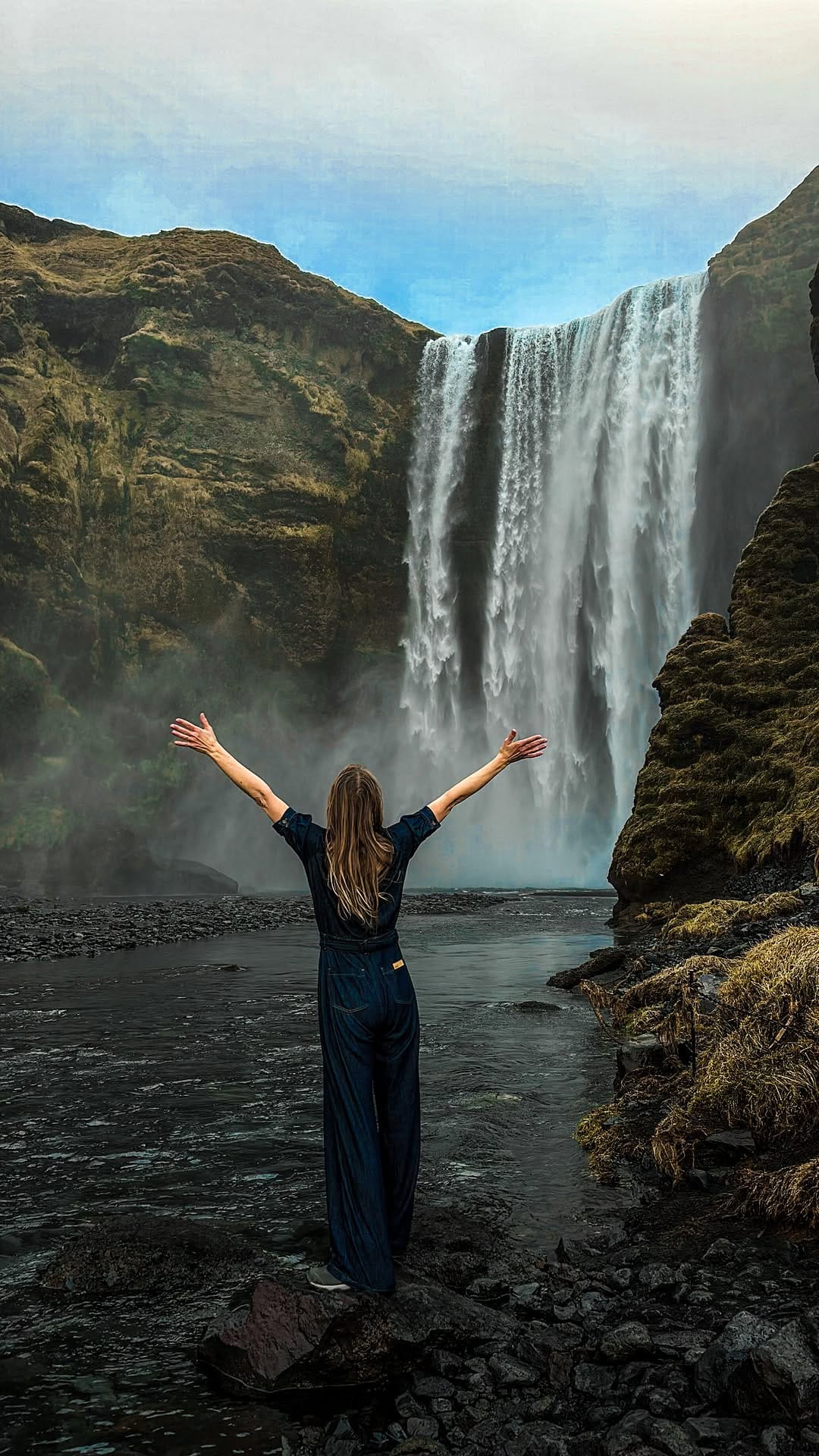Post 10 by JESSICA MERIAM on Instagram (video)