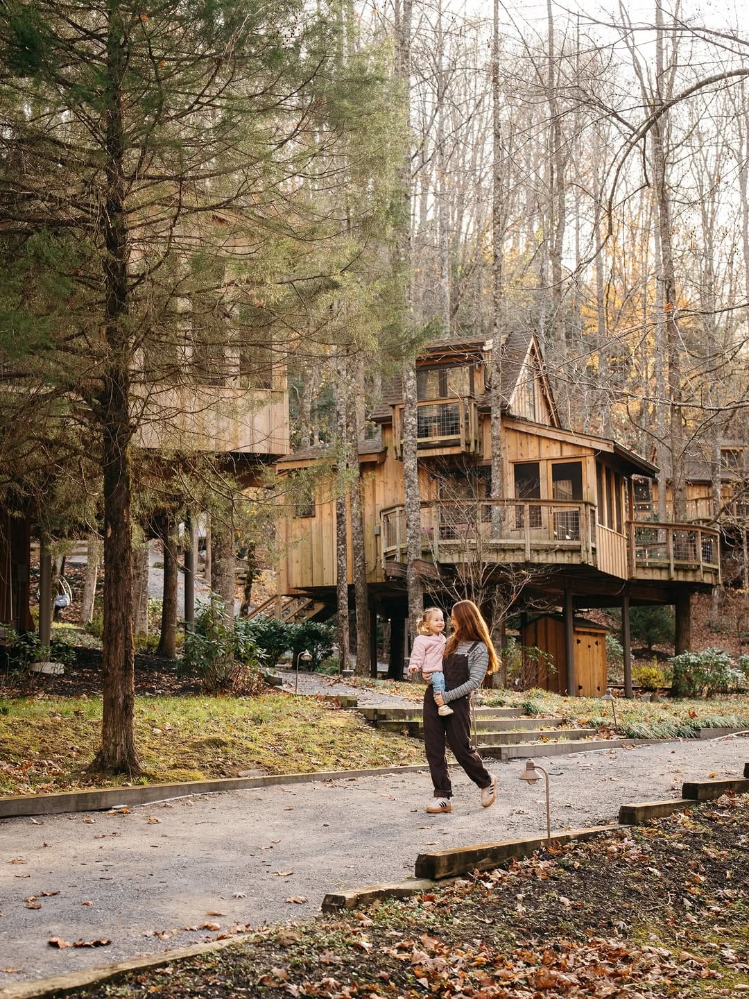 Post 1 by Nashville Photographer on Instagram (carousel)