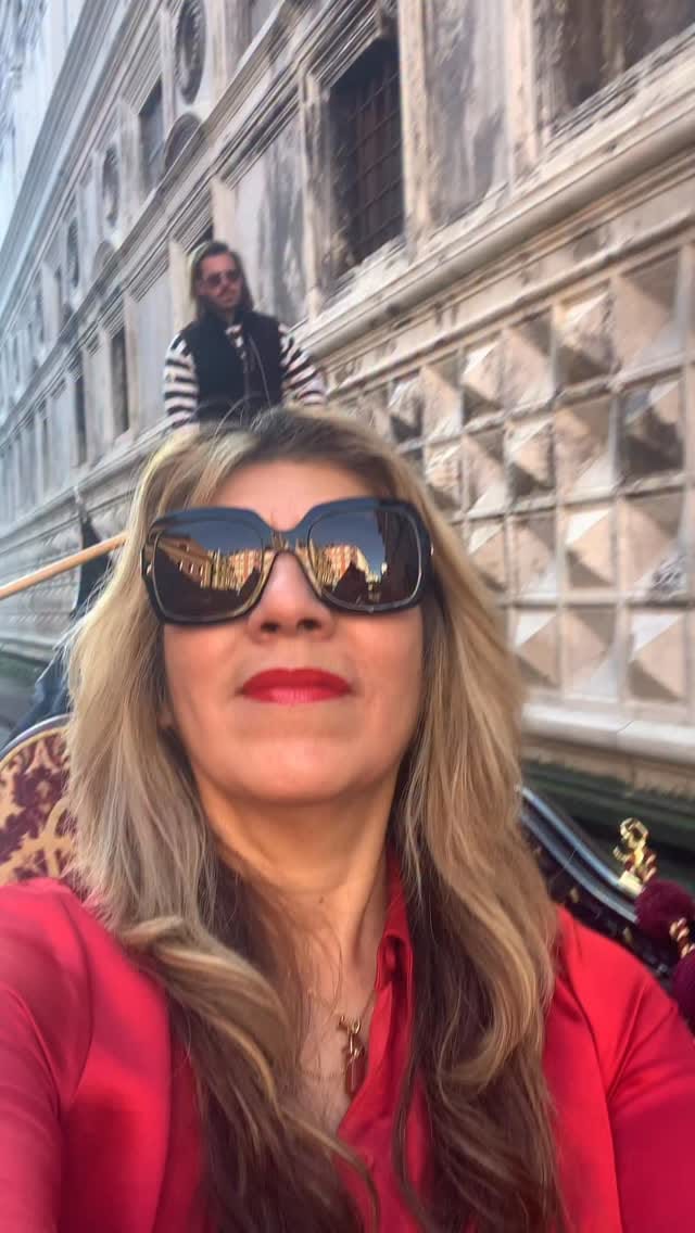 Post 8 by Joycie on Instagram (video)