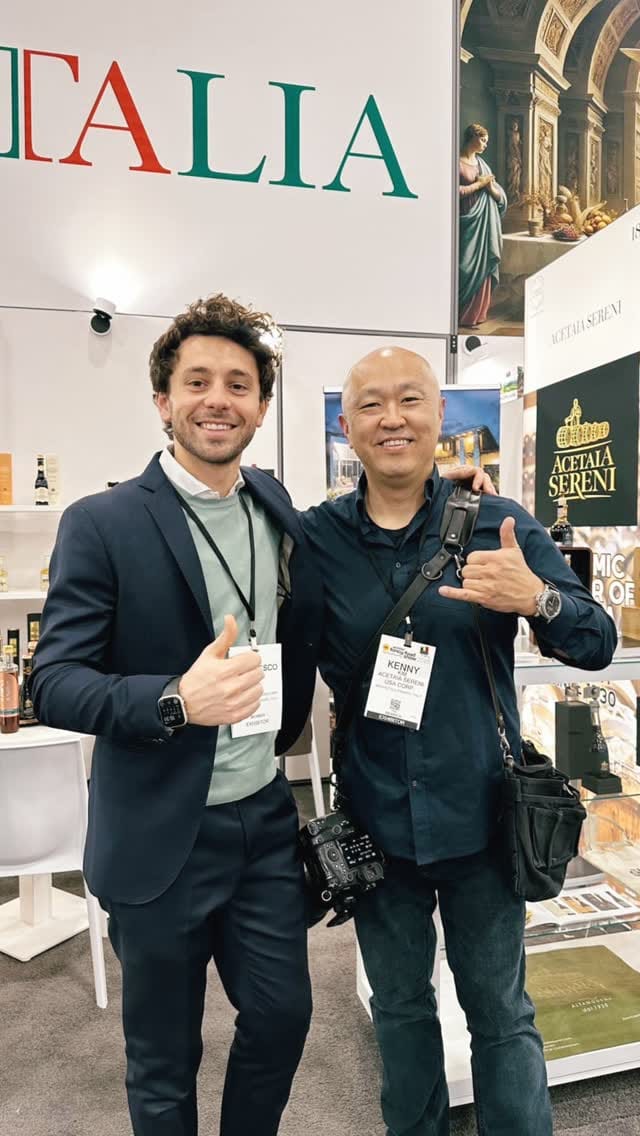 Post 2 by Kenny Kim on Instagram (video)