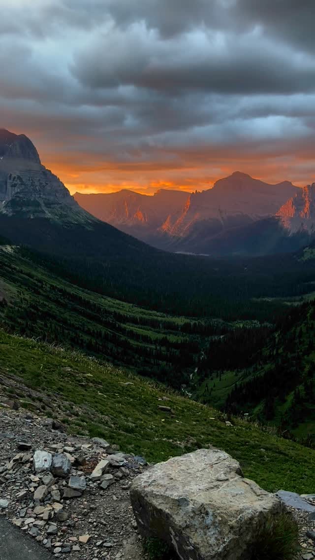 Post 8 by Aaron & Liana | Van Life & Travel on Instagram (video)