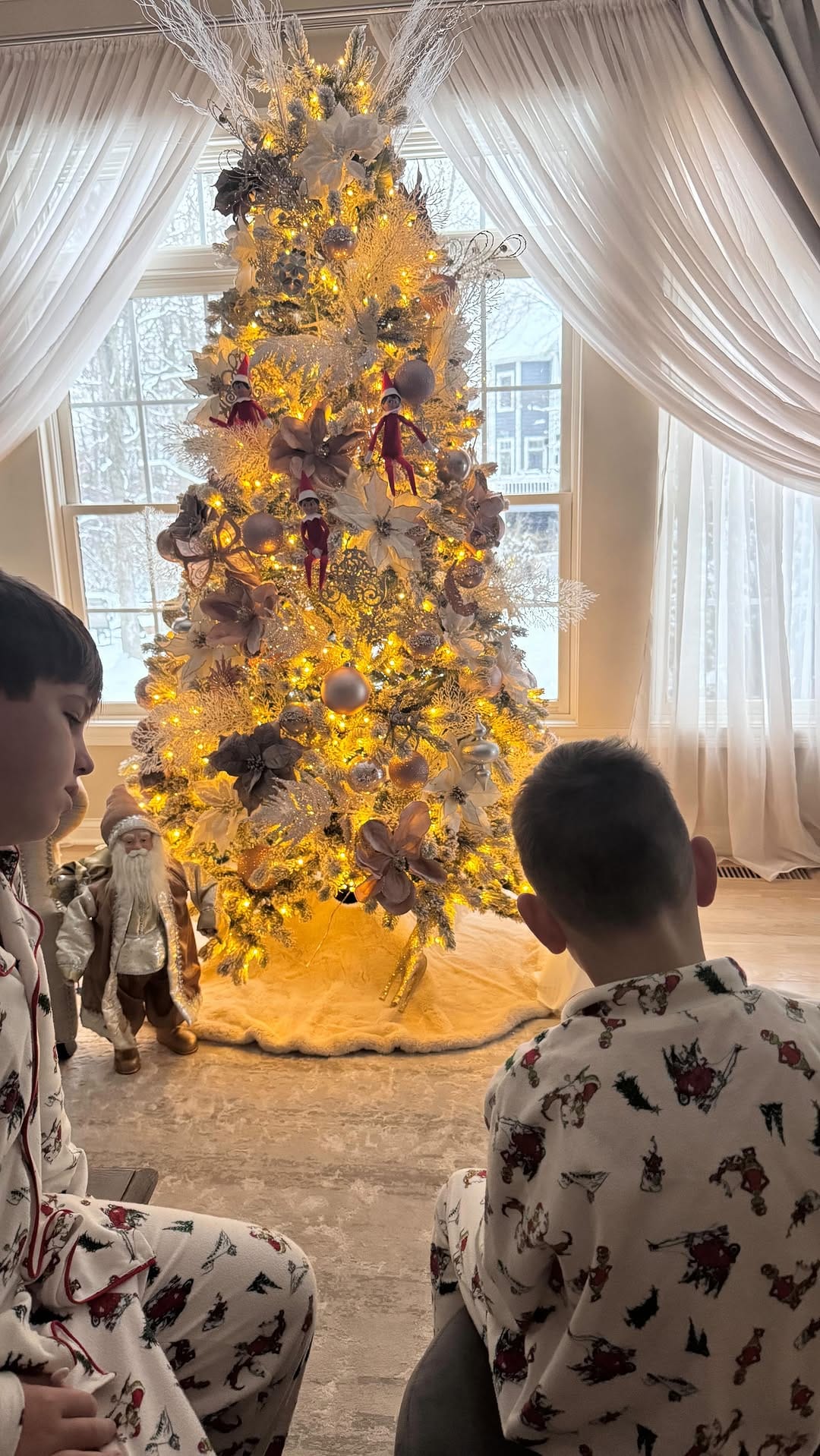 Post 9 by Oxana Markova on Instagram (video)
