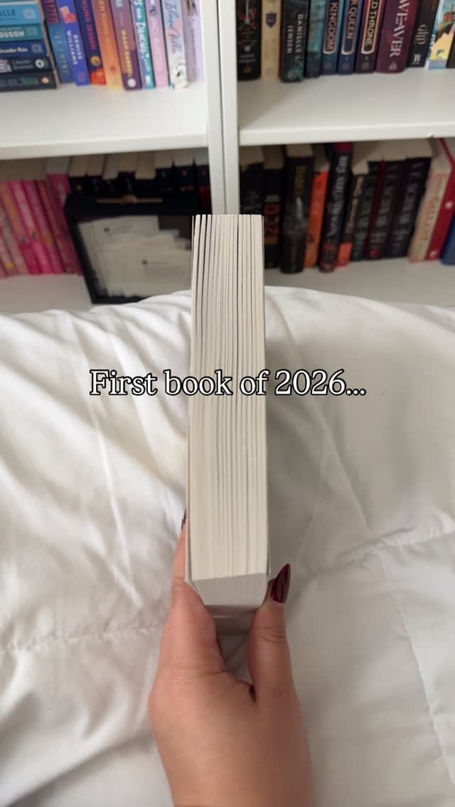 Post 5 by Natalie | Bookstagrammer on Instagram (video)