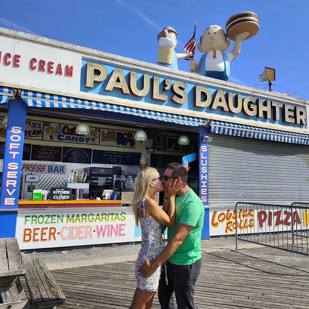 Post 10 by Mari Carmen Sanchez on Instagram (carousel)