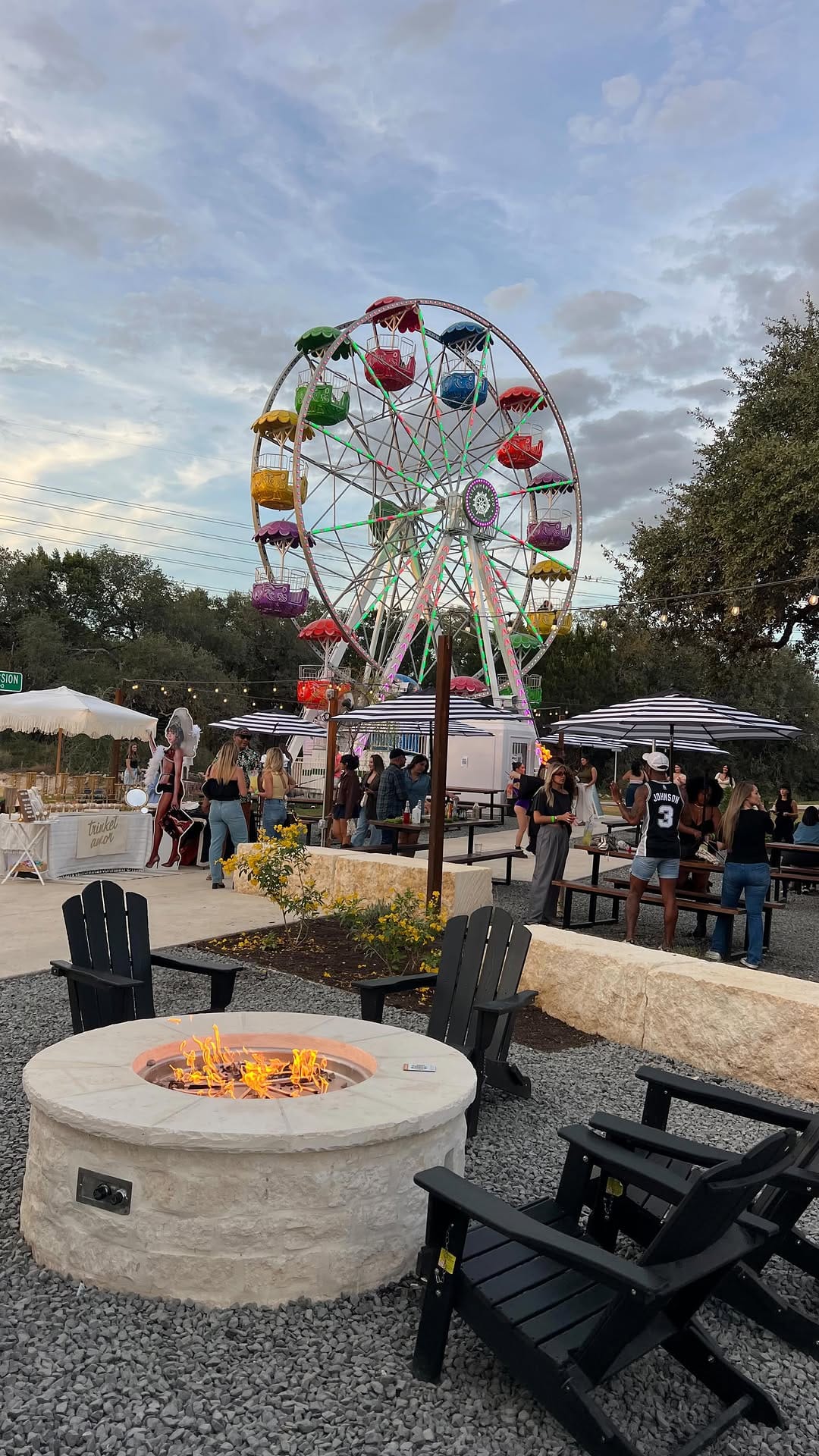 Post 4 by Pinki | Texas Halal Content Creator on Instagram (video)
