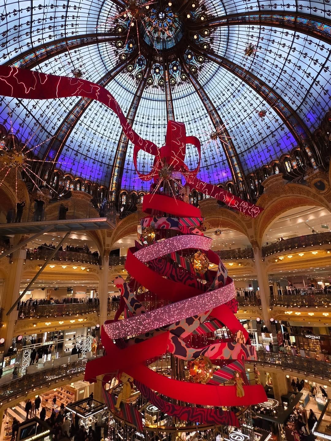 Post 6 by Andres on Instagram (carousel)