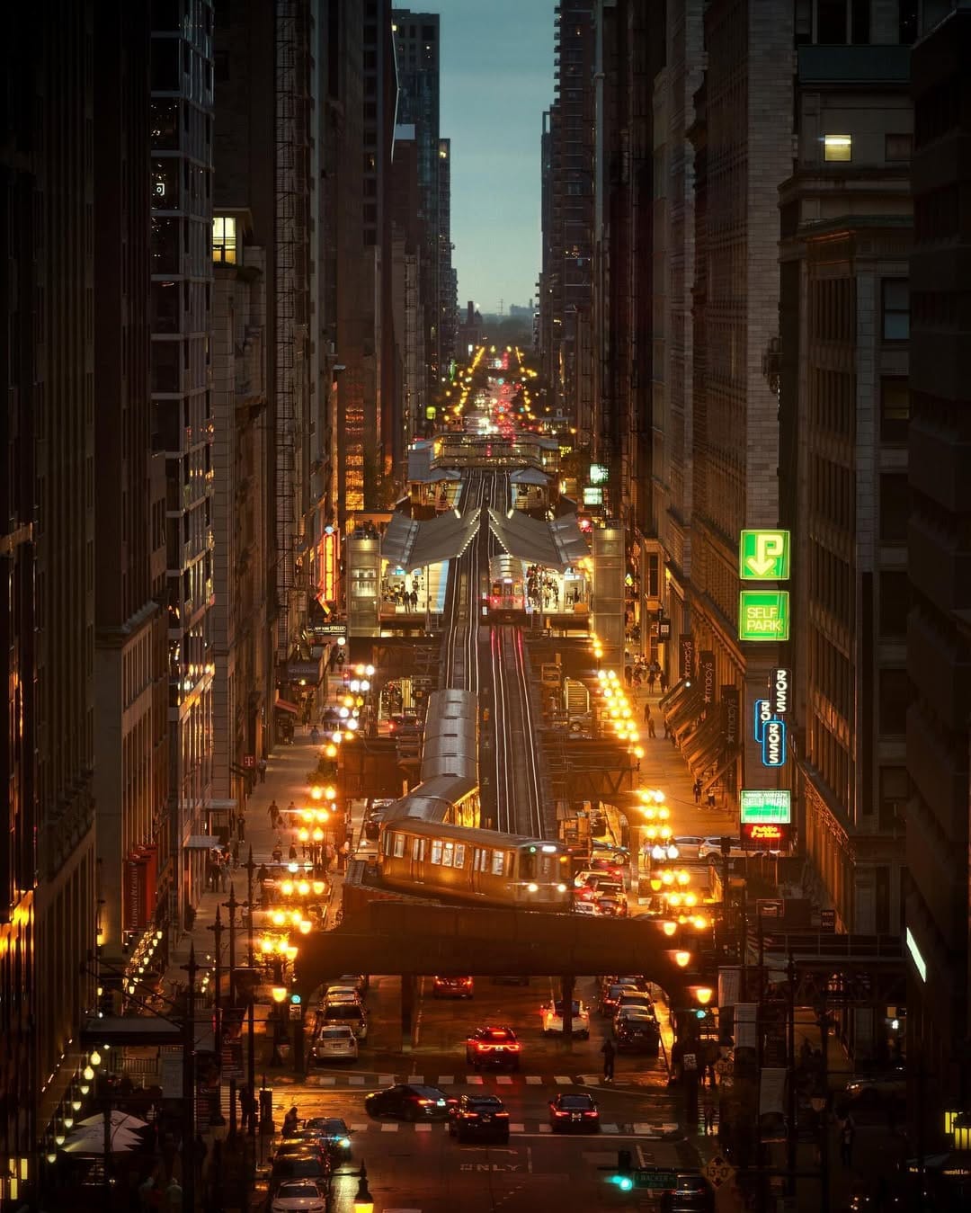 Post 7 by Mike Kremel • Chicago Based on Instagram (carousel)