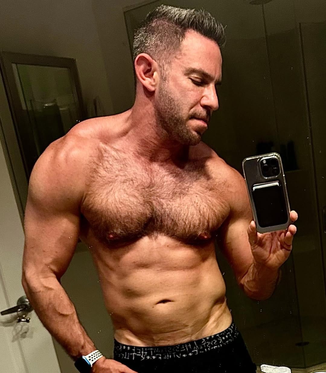 Post 8 by Dr. Eli on Instagram (image)