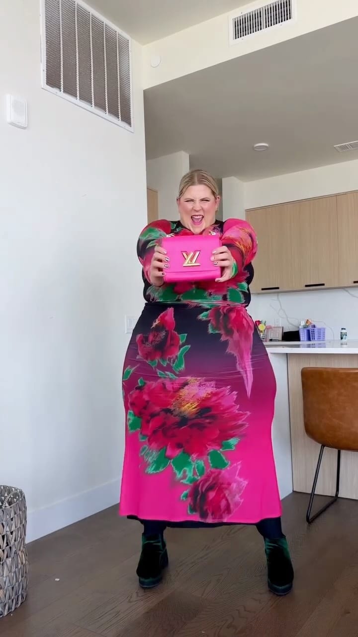Post 6 by Anna OBrien on Instagram (video)