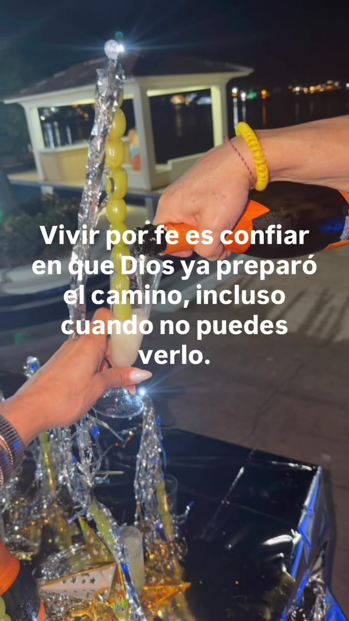 Post 6 by DIANA MARCH on Instagram (video)