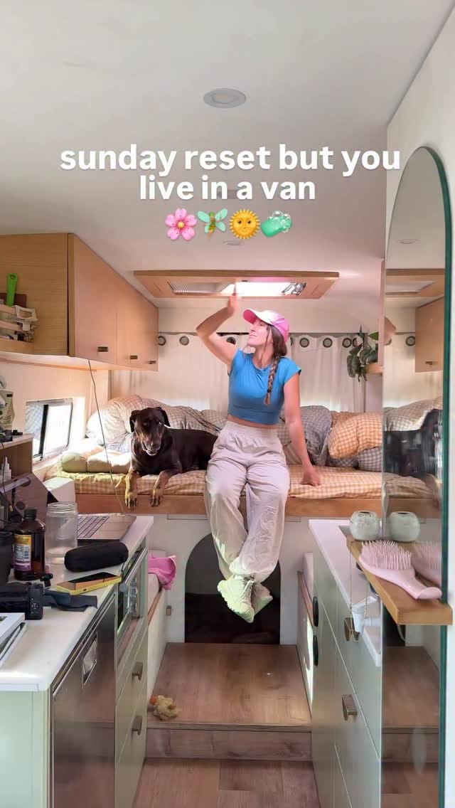 Post 5 by Courtnie & Nate on Instagram (video)