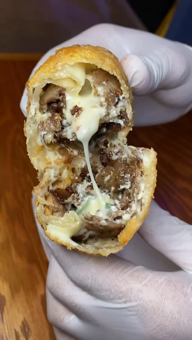 Post 3 by Yanni 🍴 Foody Fetish on Instagram (video)